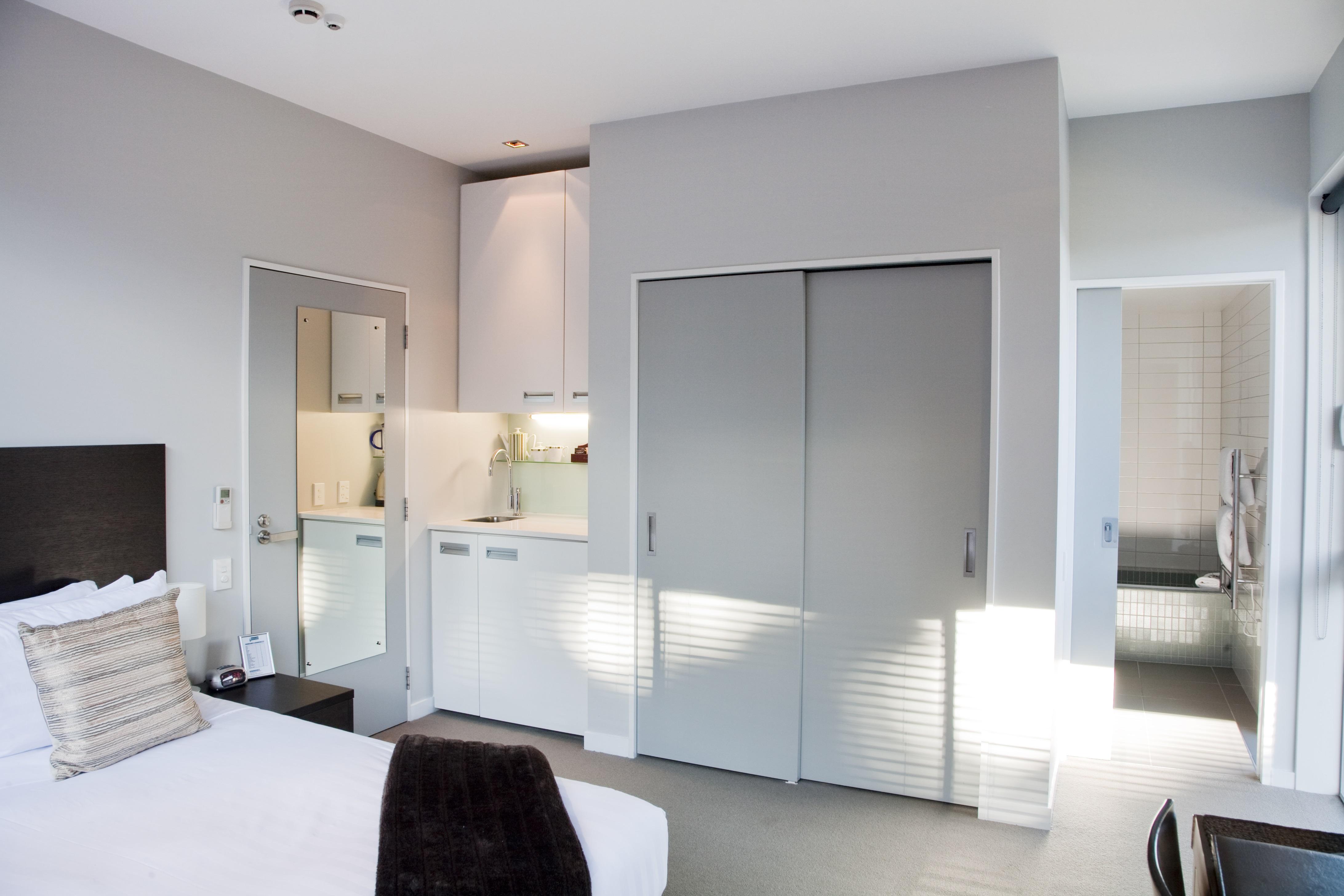 Swiss-belsuites Pounamu