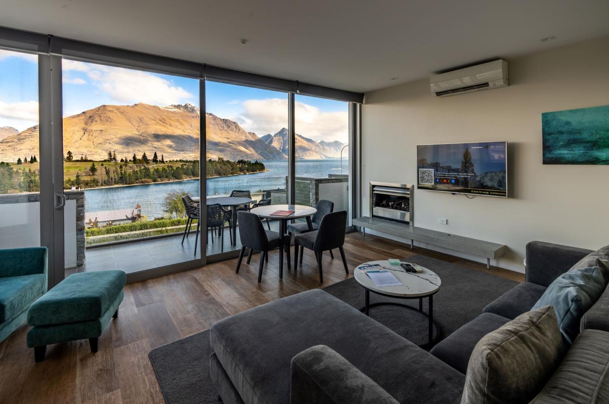Swiss-belsuites Pounamu