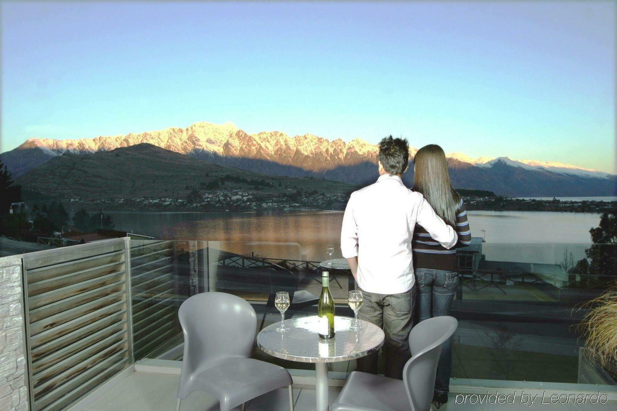 Swiss-belsuites Pounamu